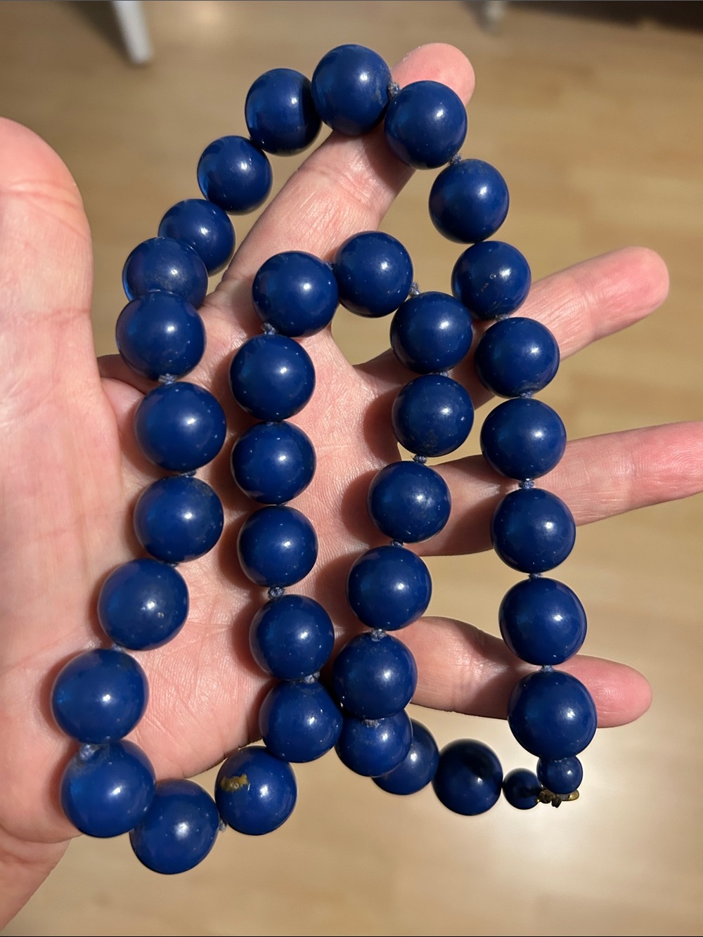 vintage blue acrylic beaded necklace with goldtone clasp
